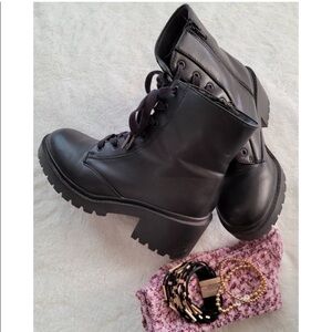 Universal Thread Combat Black Lace-Up Boots with Rugged Sole
